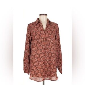 Paisley Print Blouse. Good Condition. Easy Office Grab n Go Earth Tones (Small).